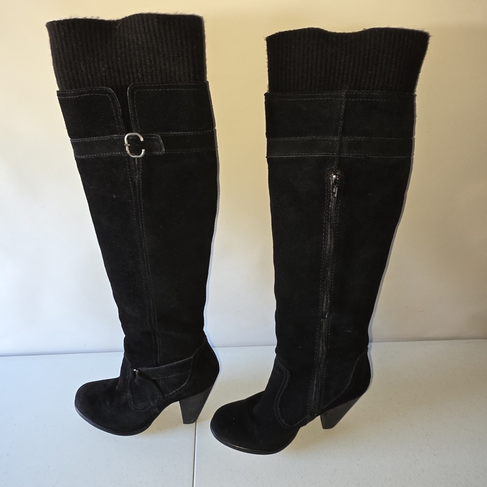 Seychelles Black Suede Knee-High Boots Size 8.5 Stacked Heel Side Zip Knit Cuff‎